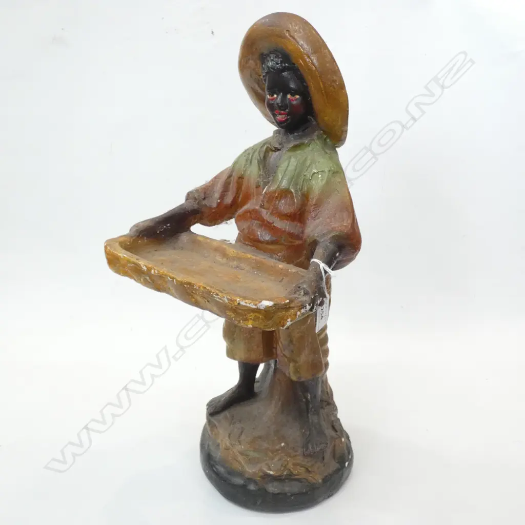 PAINTED PLASTER TRAY BOY H.540mm Image 1++