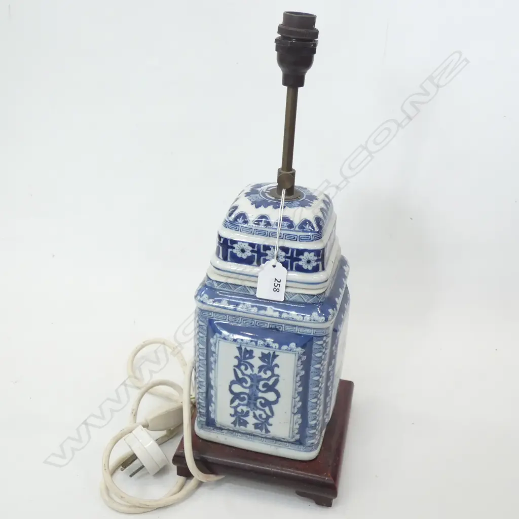 B/W CERAMIC LAMP NO SHADE H.430mm (ADJUSTABLE) Image 1++