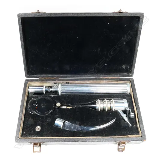 CASED 'COLDLITE'  DOCTOR'S DIAGNOSTIC KIT, C.1930S