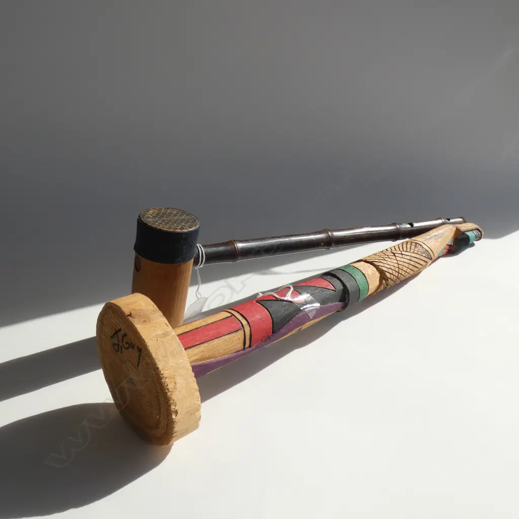 WOODEN TOTEM H.525mm + OLD BAMBOO WATER SCOOP L.475mm Image 1++