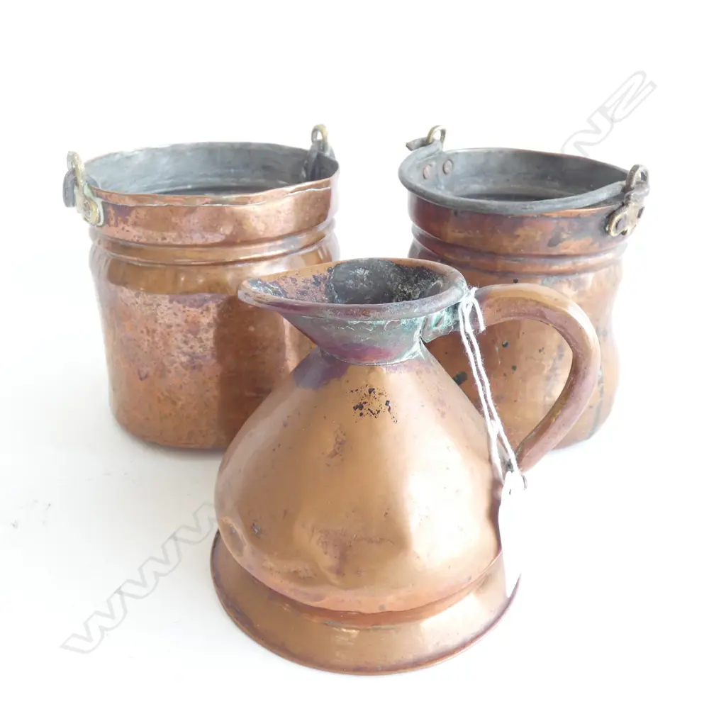 SM COPPER JUG H 110MM + 2 SWING HANDLE COPPER POTS DIA  110MM Image 1++