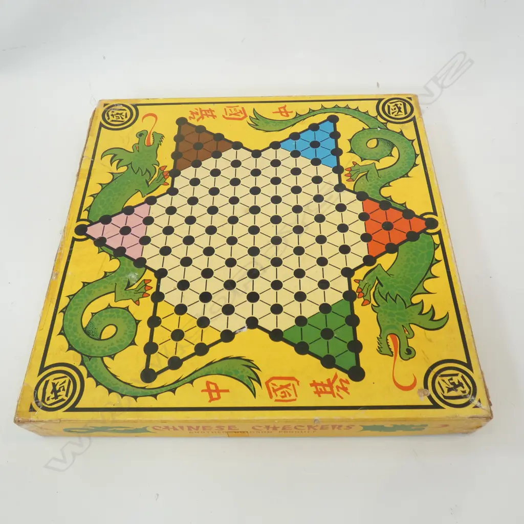 BOXED CHINESE CHECKERS ALL PIECES Image 1++