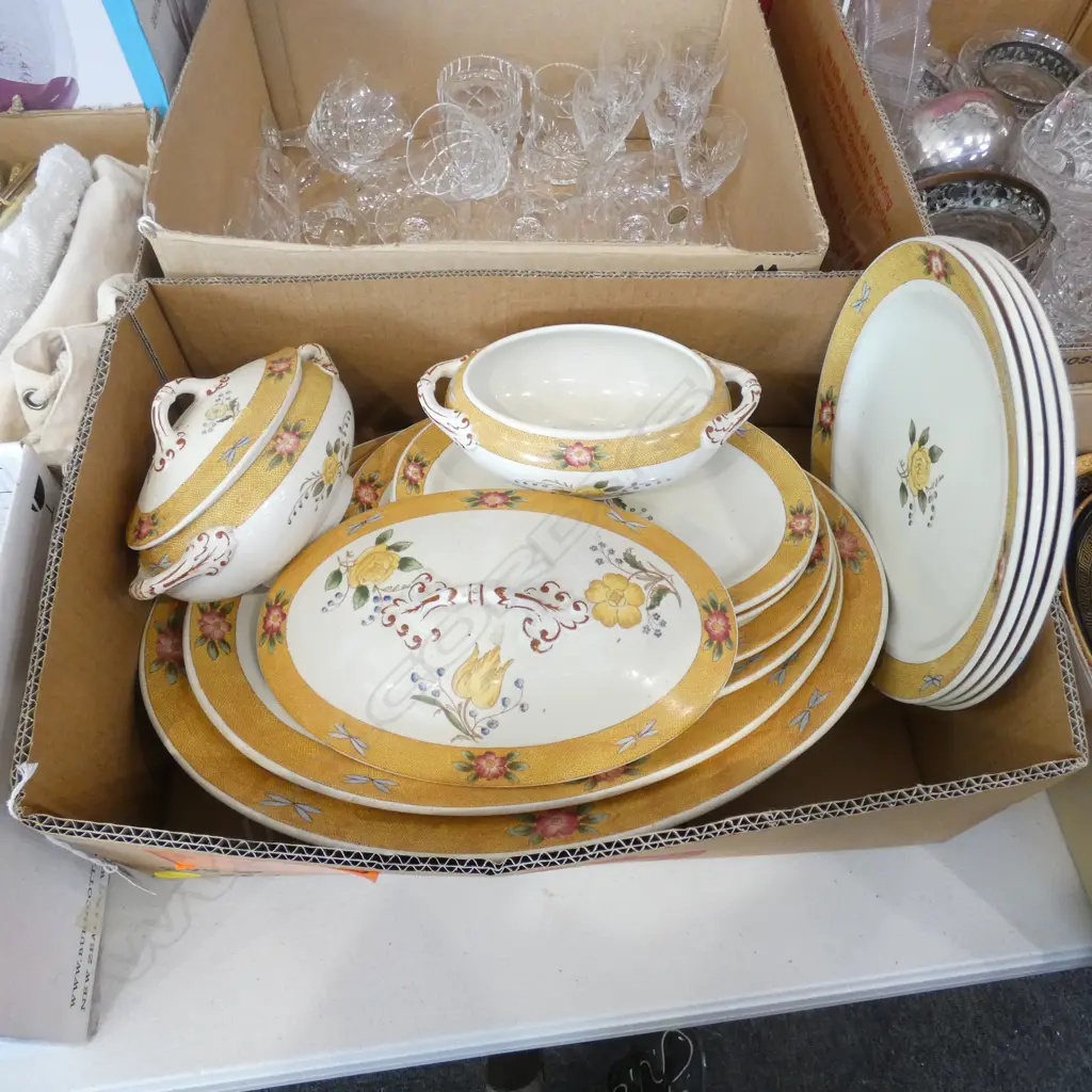 BOX LOT CAULDON PART DINNER SERVICE Image 1++
