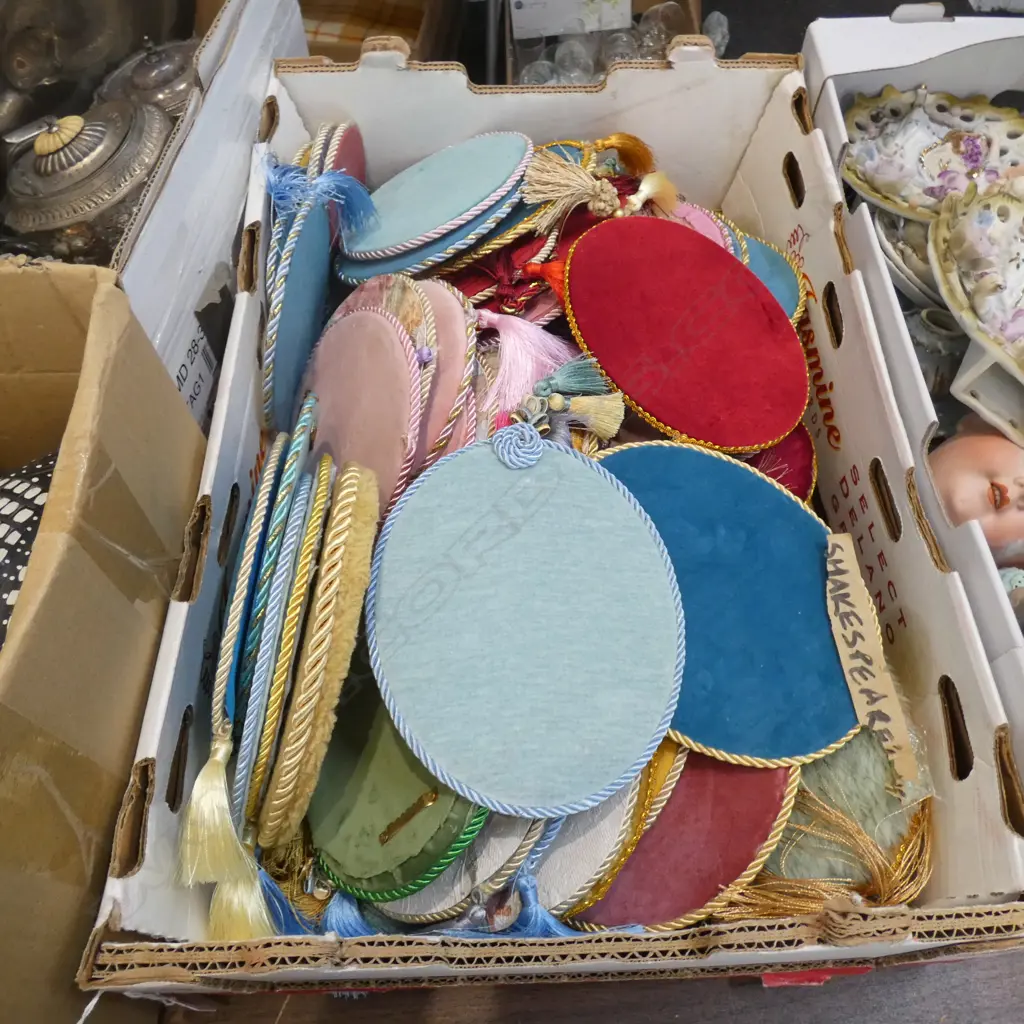 BOX LOT ASST. FABRIC FRAMES  Image 1++