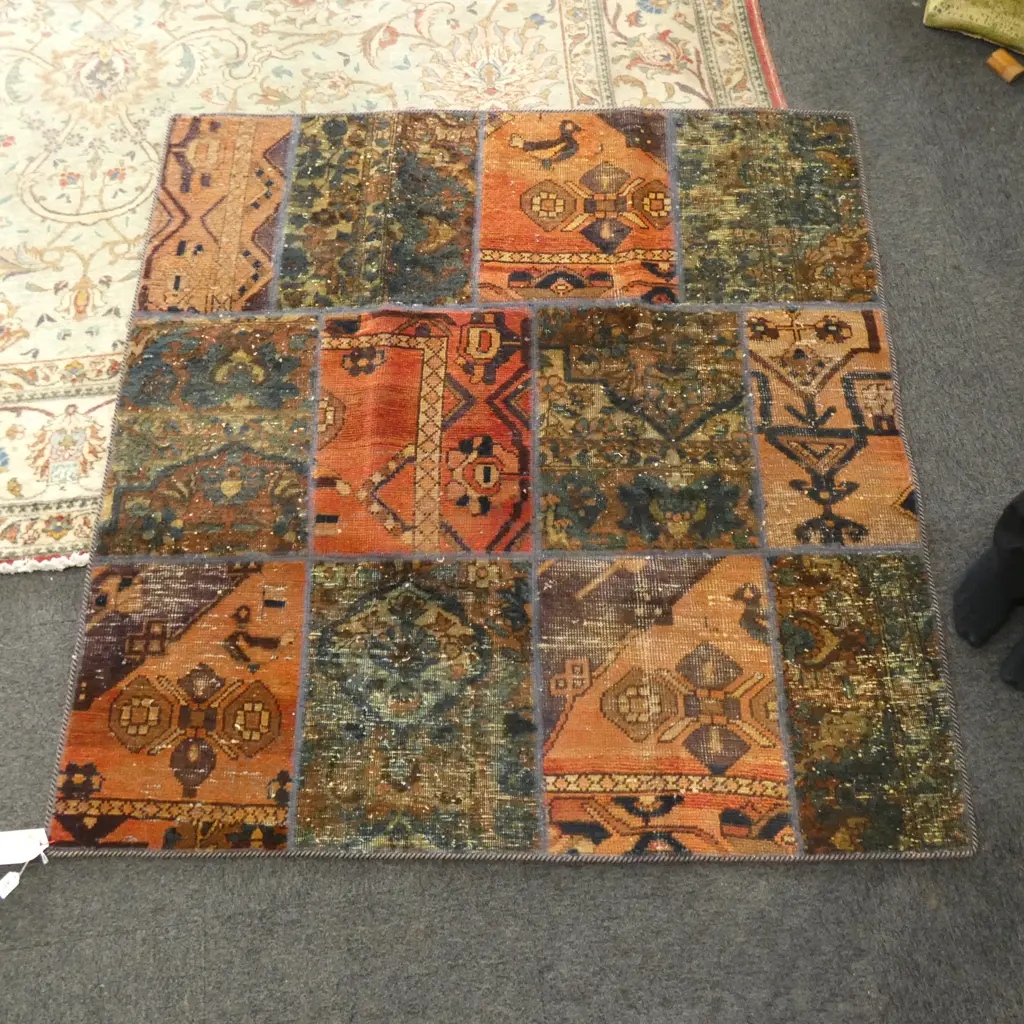 PERSIAN PATCHWORK RUG 1500 X 1500MM Image 1++