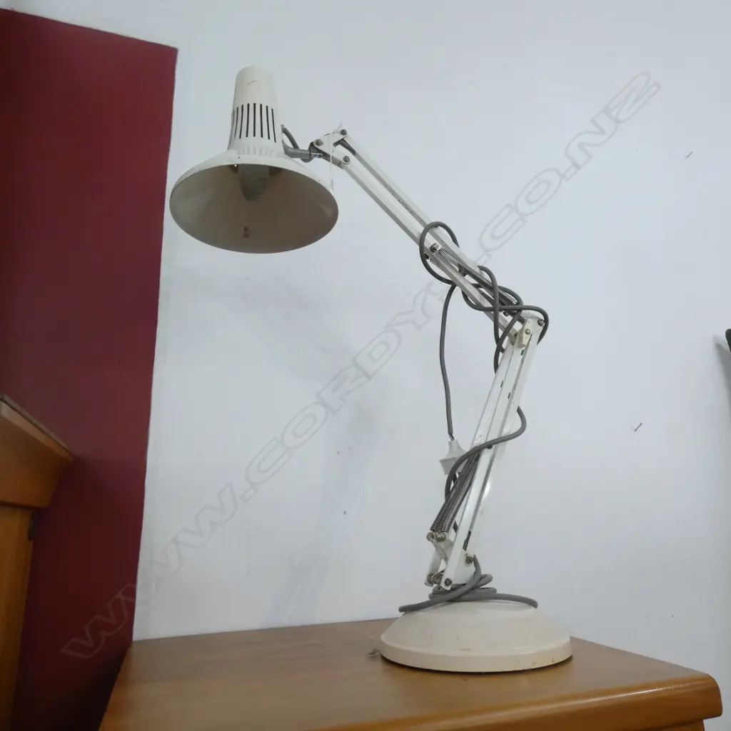 WHITE ANGLEPOISE LAMP SUPERLUX NZ Image 1++