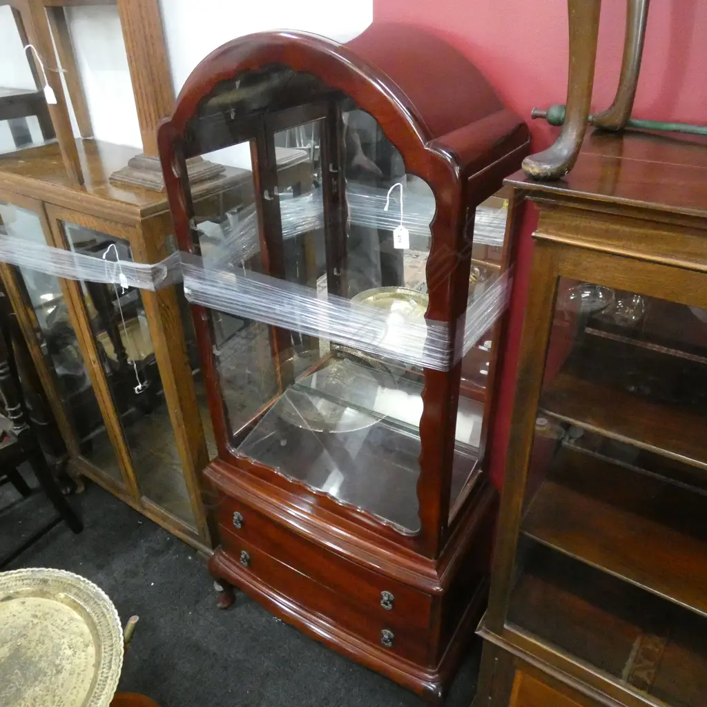 QUEEN ANNE MAHOGANY UPRIGHT DISPLAY CABINET H.1600mm Image 1++