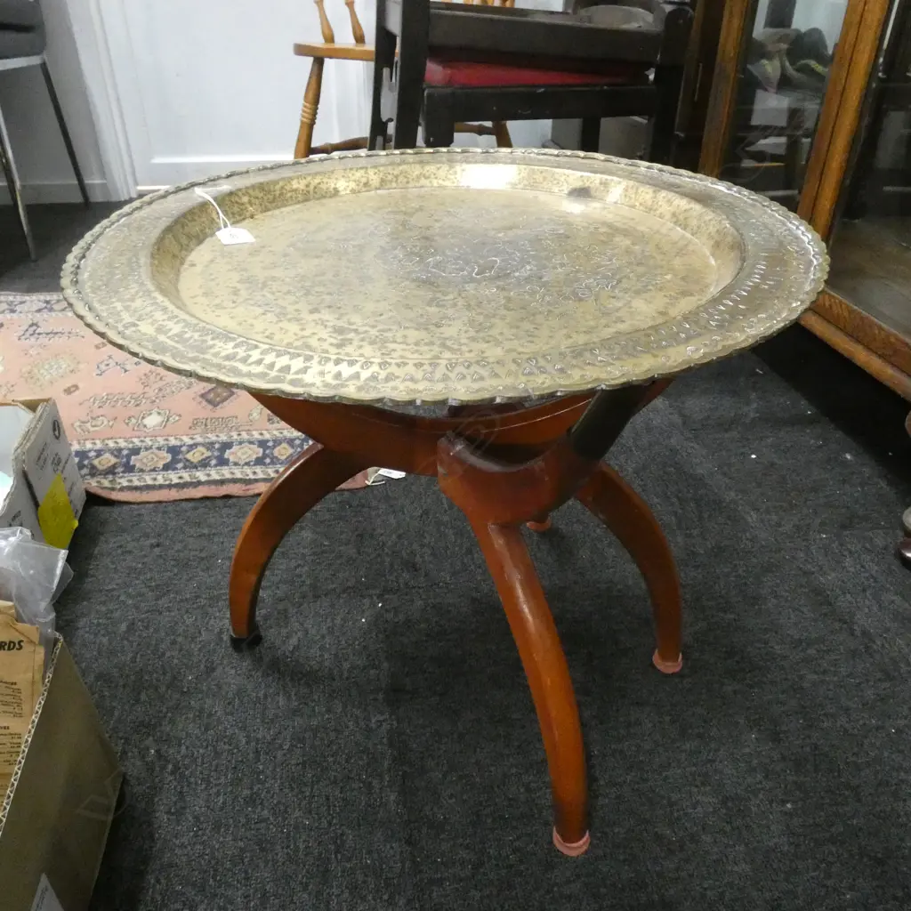 ORIENTAL TRAY TABLE 500mm dia Image 1++