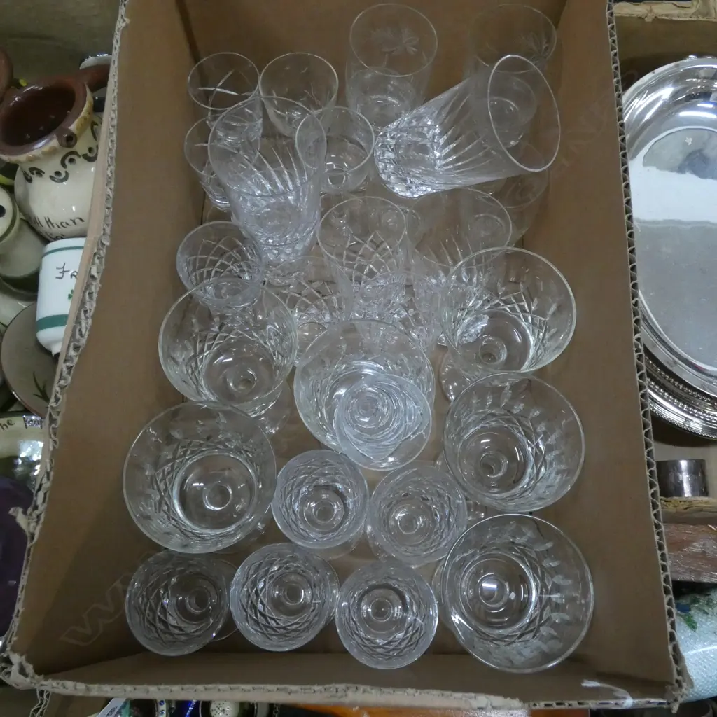 BOX MIXED CRYSTAL & GLASS INCL. STEMWARE Image 1++