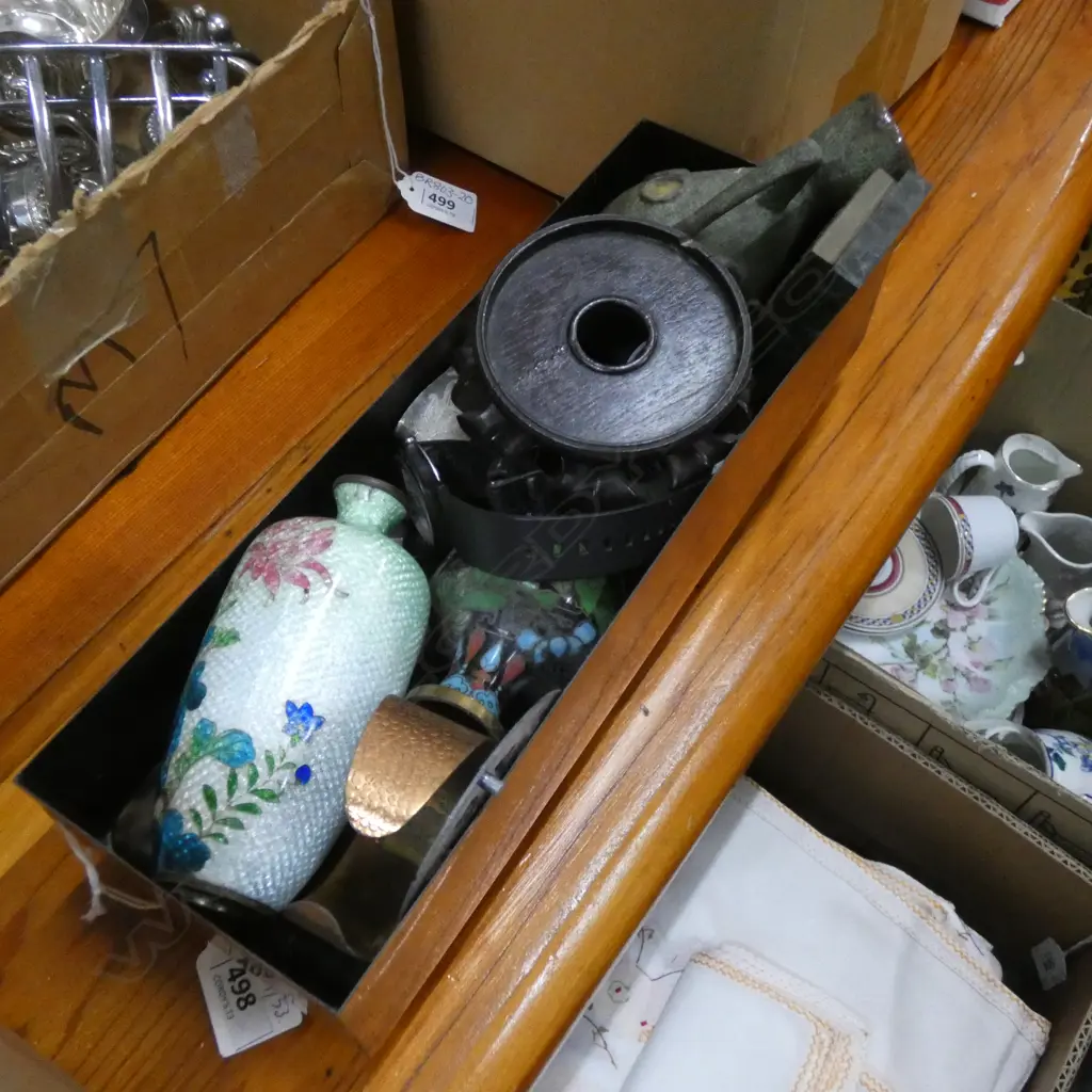 COLLECTION CLOISONNE, GERMAN VASE, CASIO WATCH ETC IN COPPER BOX L. Image 1++