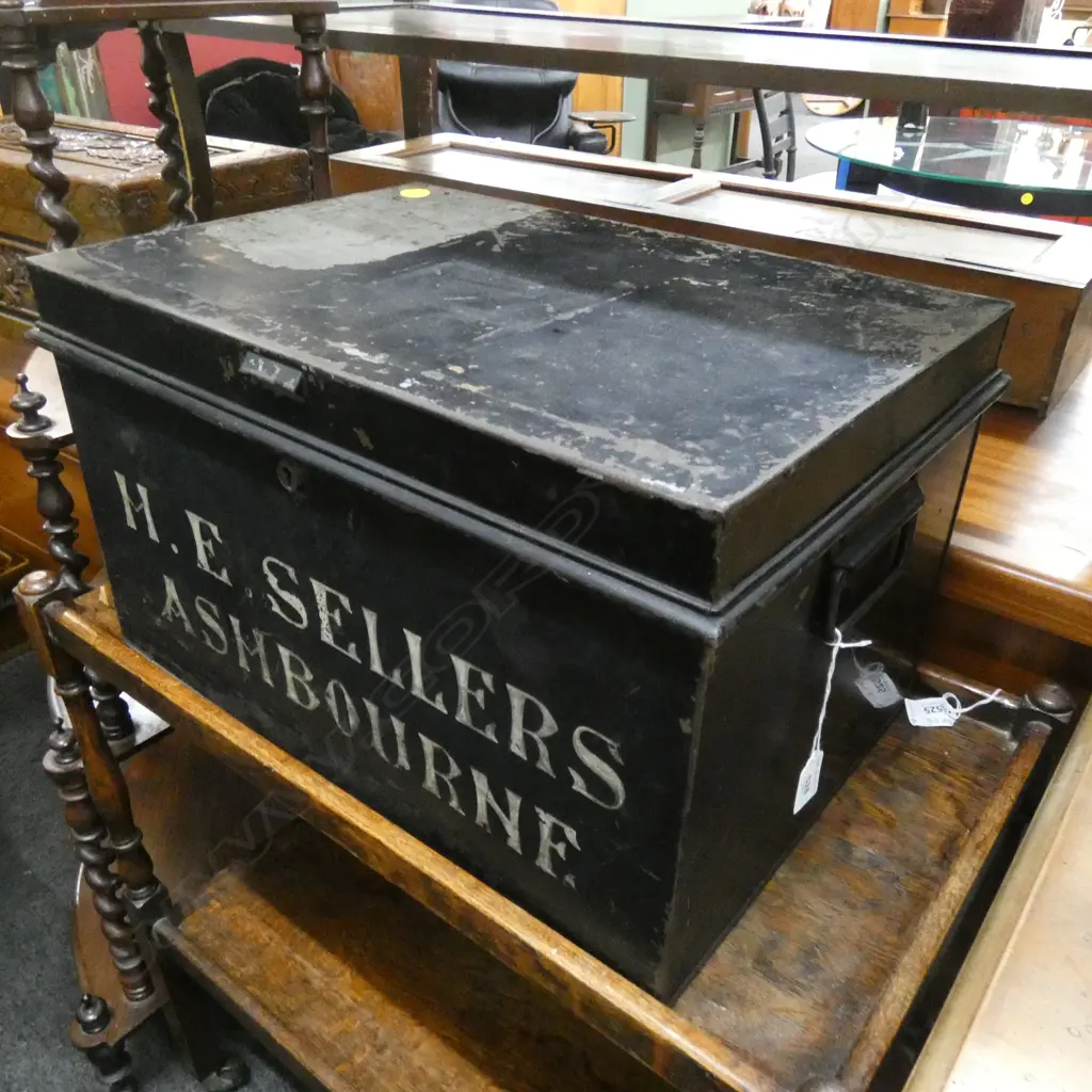 BLACK PAINTED OLD TIN BOX 'H. E. SELLERS ASHBOURNE' W.510mm Image 1++