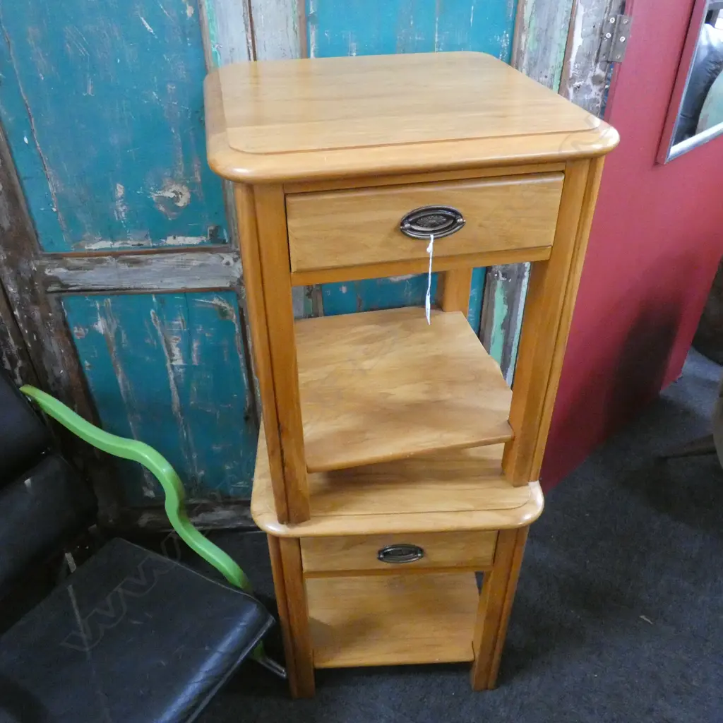 PR DAVIES FURNITURE SOLID RIMU BEDSIDE TABLES... Image 1++