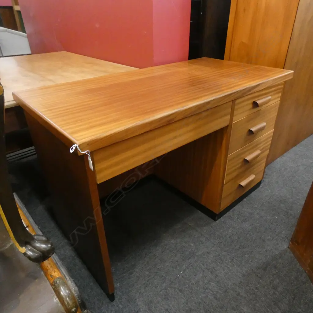 MID CENTURY MAHOGANY VENEER DESK... Image 1++