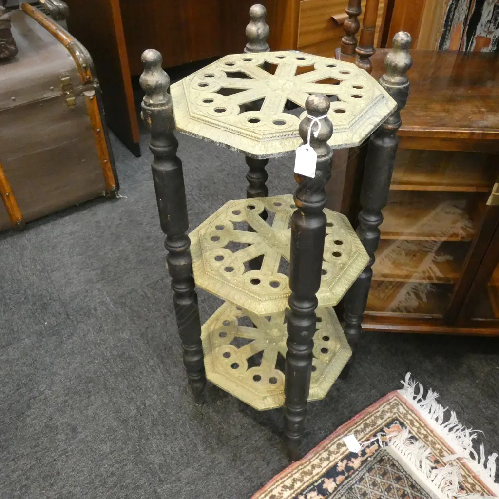 3 TIER BRASS STAND H.750mm Image 1++