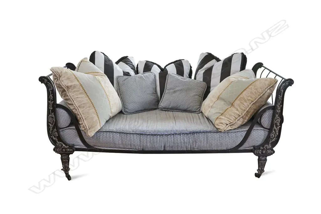 REGENCY PERIOD CAST IRON DAYBED w.SOME ASST. CUSHIONS Image 1++