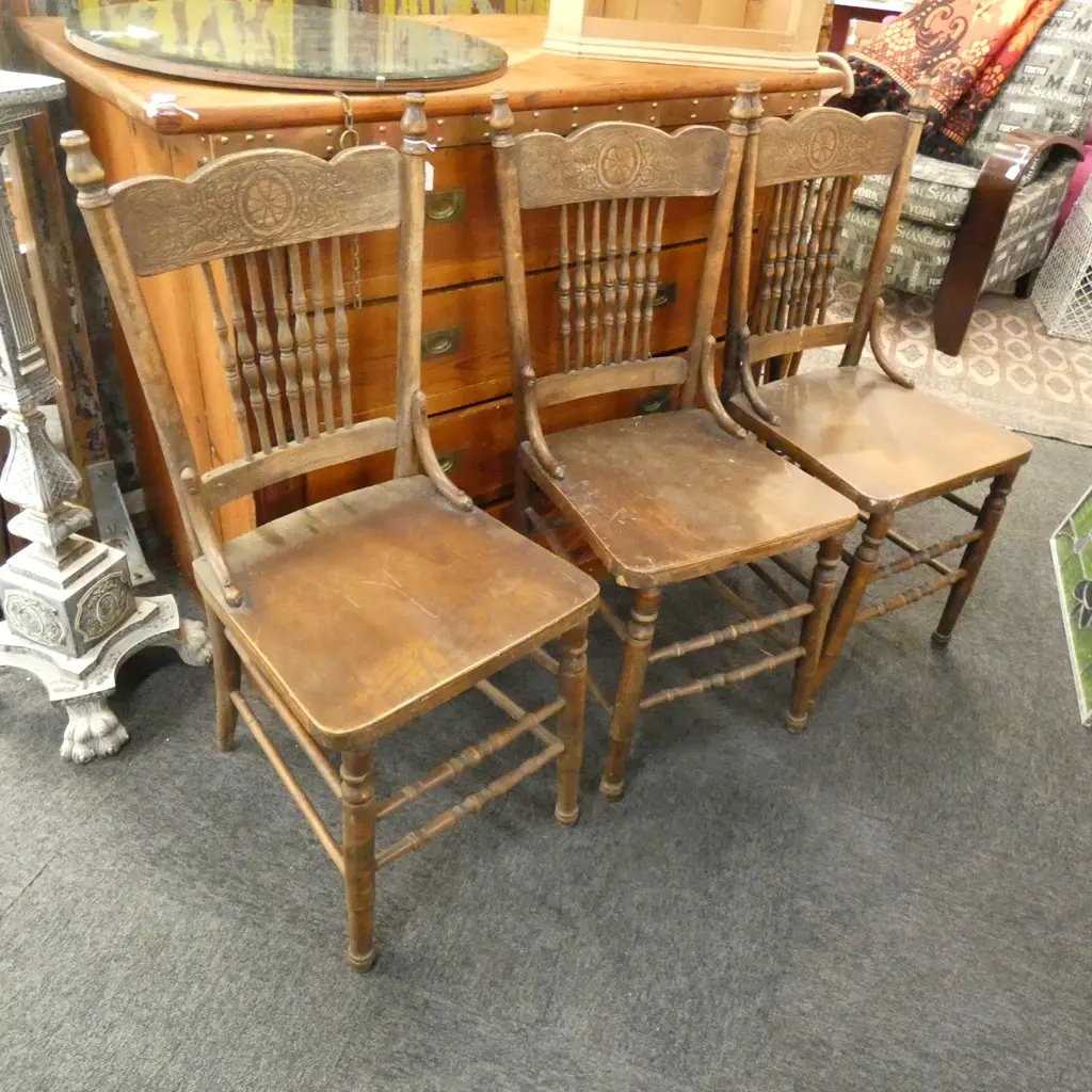 3 WOODEN SPINDLE CHAIRS Image 1++