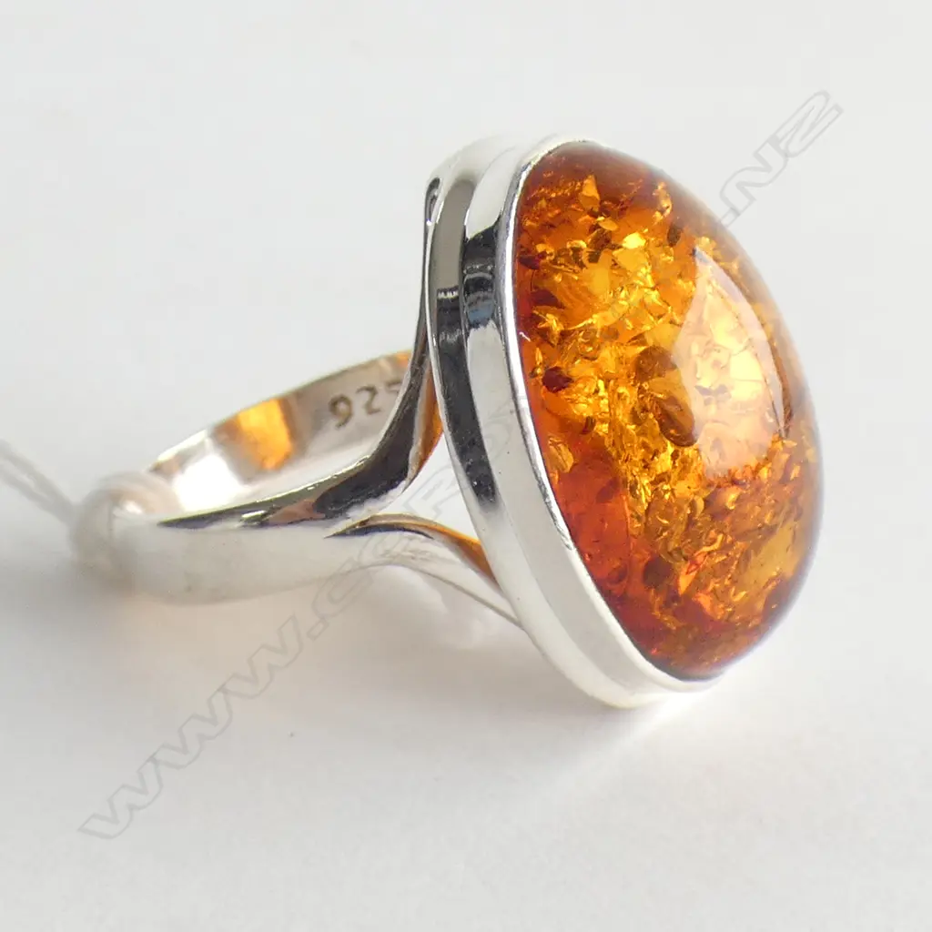 LG AMBER & 925 SILVER SET RING Image 1++