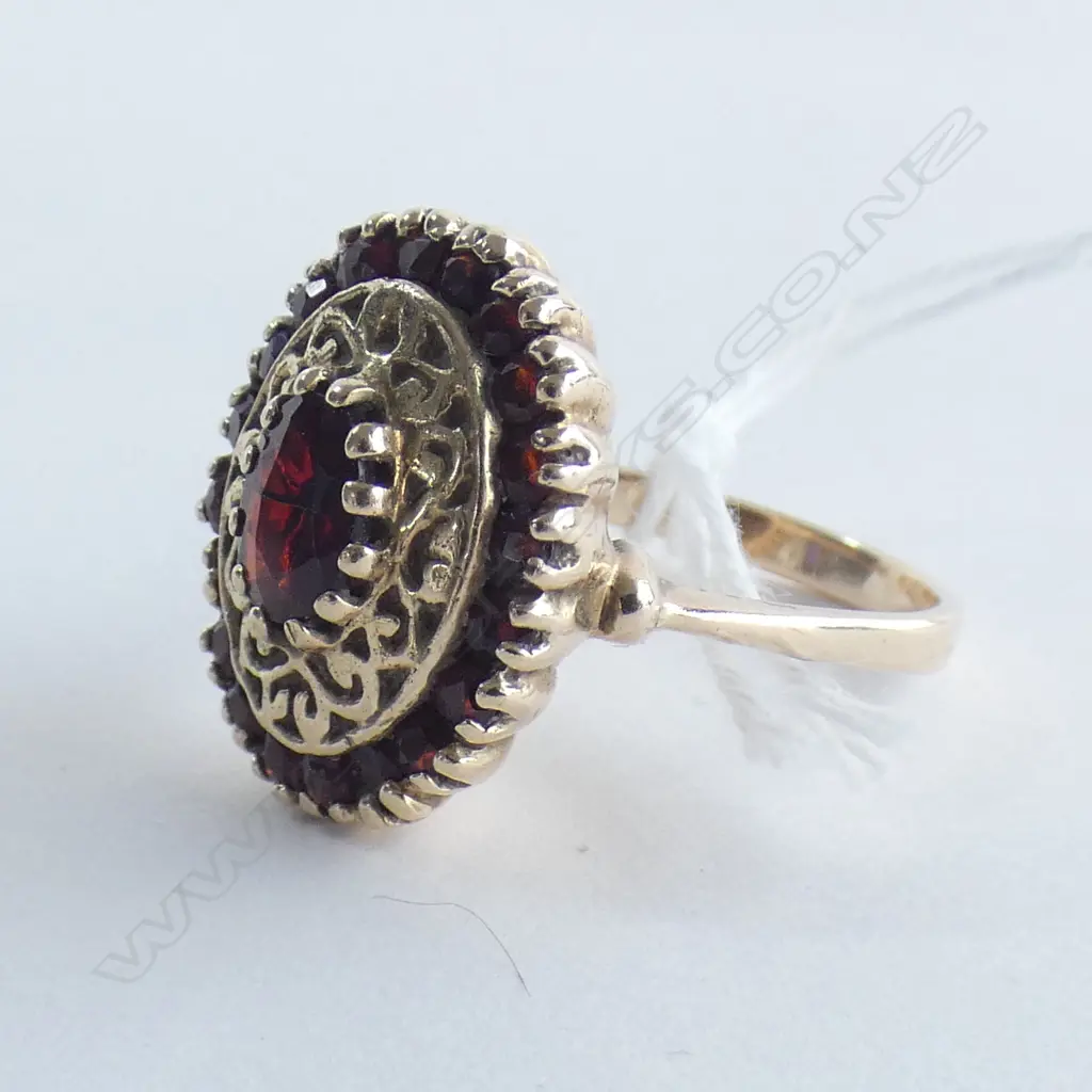 9CT MULTI GARNET CLUSTER RING 6gms  AF Image 1++