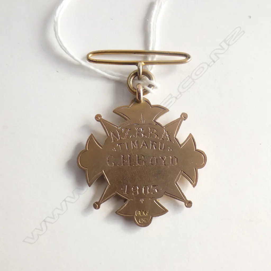 NZ 1903 9CT 'TROMBONE TRIO' TIMARU G.H.BOYD FOB MEDAL 10gms Image 1++