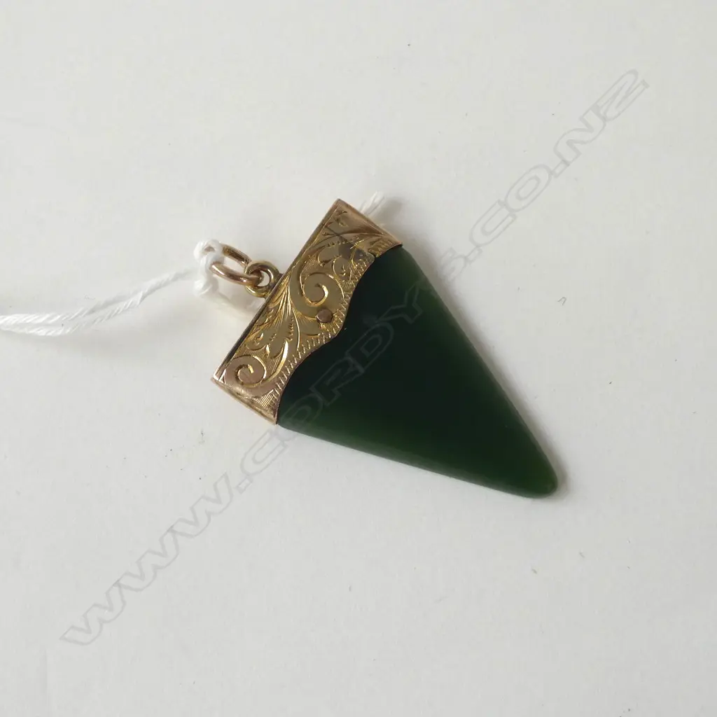 9CT COLONIAL GOLD & POUNAMU PENDANT L.35mm Image 1++