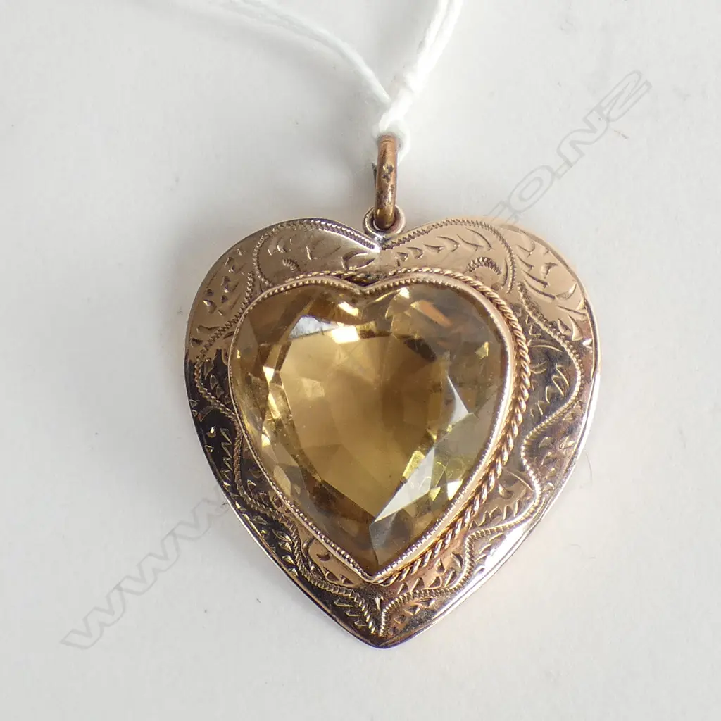 EDWARDIAN 9CT & CITRINE ? LGE HEART PENDANT 8.3gms Image 1++