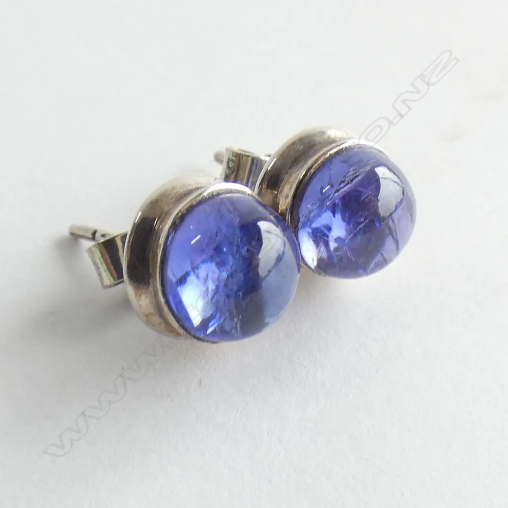 PR TANZANITE & 925 SILVER STUD EARRINGS Image 1++