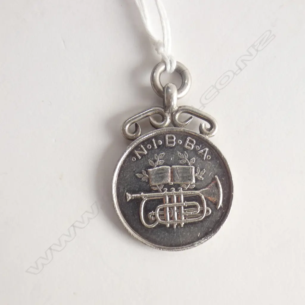NZ 1910 SILVER N.I.B.B.A (North Island Big Band) FOB MEDAL Wanganui Contest  Image 1++