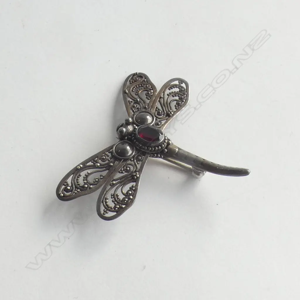 SILVER DRAGONFLY BROOCH GARNET? Image 1++