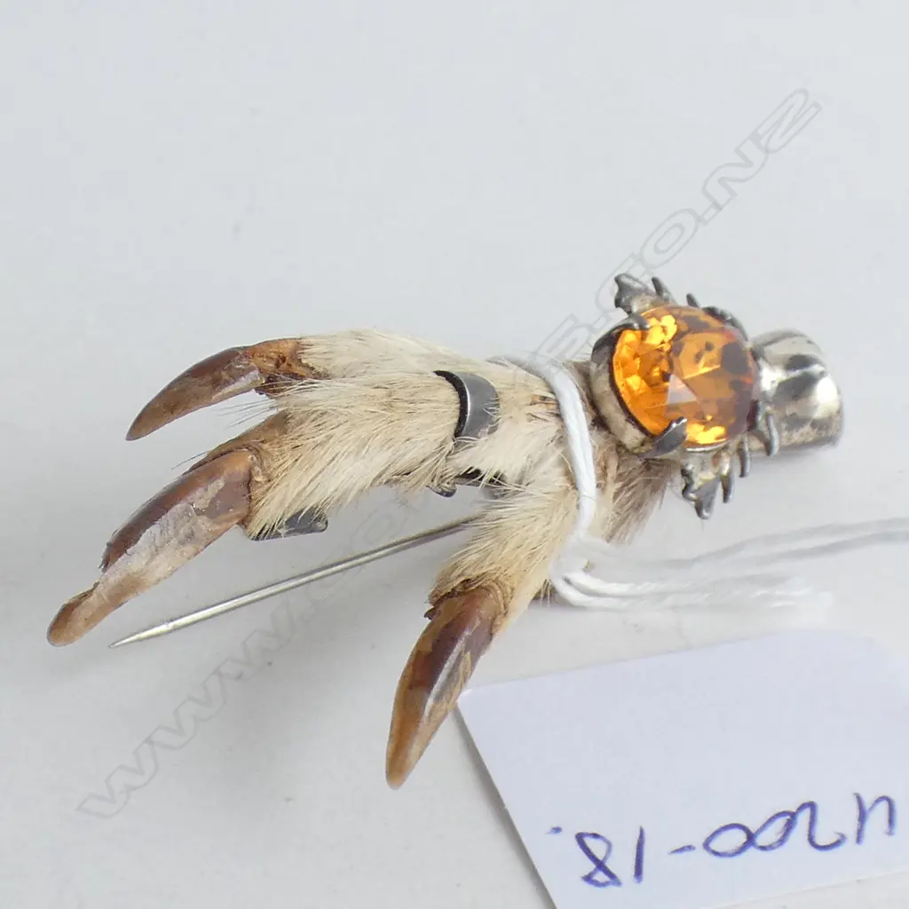 GROUSE CLAW SILVER SCOTTISH MOUNTED BROOCH Image 1++