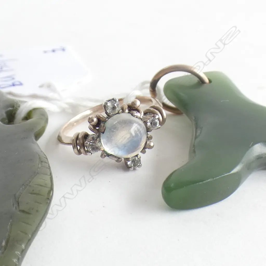9CT? UNMARKED RING + GREENSTONE BOOT PENDANT + GREENSTONE CARVING Image 1++