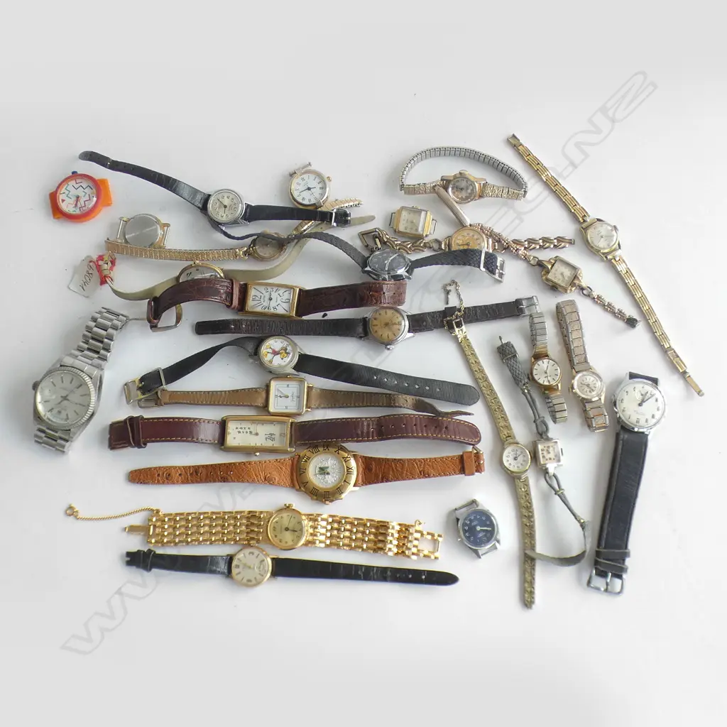 ASST. FASHION WATCHES Image 1++