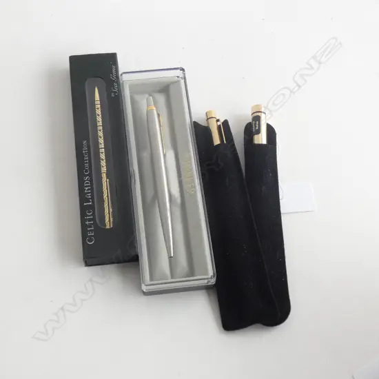 4 PENS; SHEAFFER SAGARIS GOLD TONE SET + PARKER SS JOTTER + CELTIC LANDS