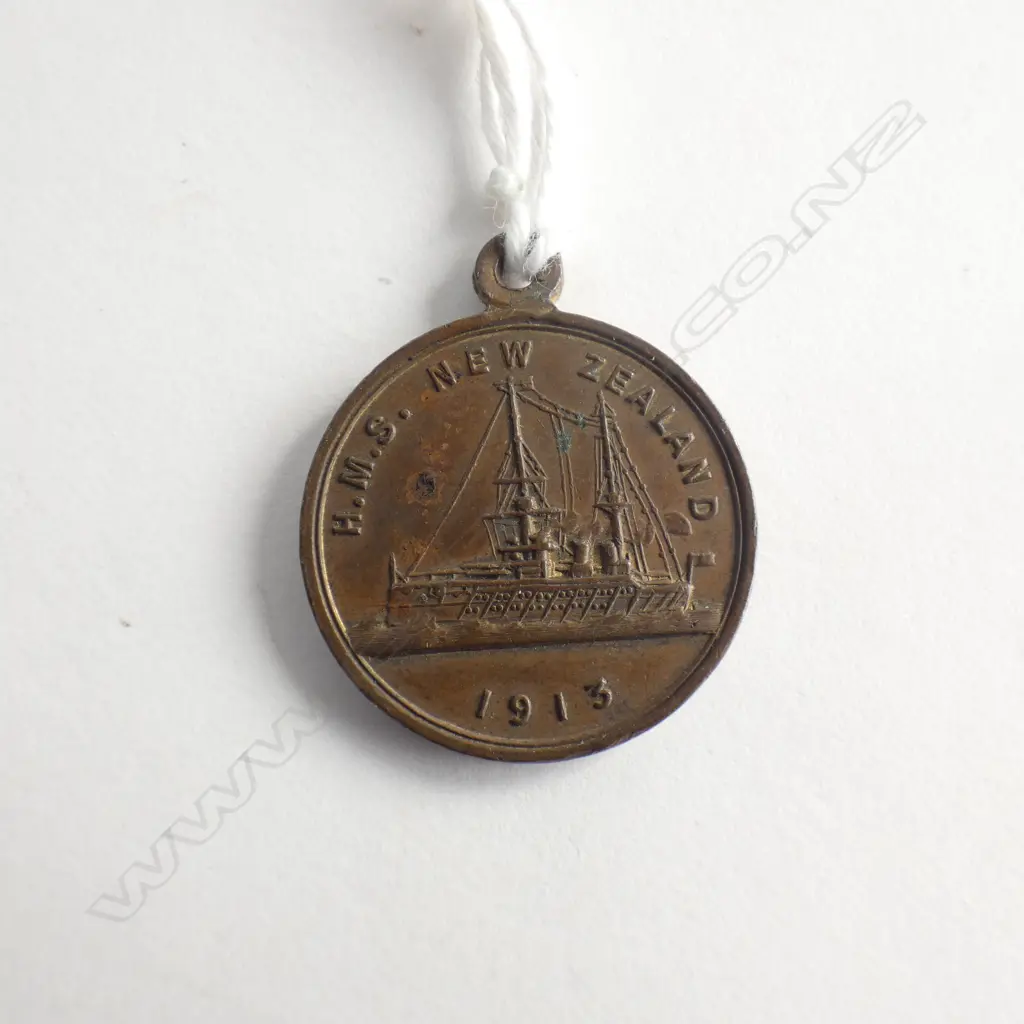 HMS NEW ZEALAND 1913 COMM. VISIT MEDALLION Image 1++