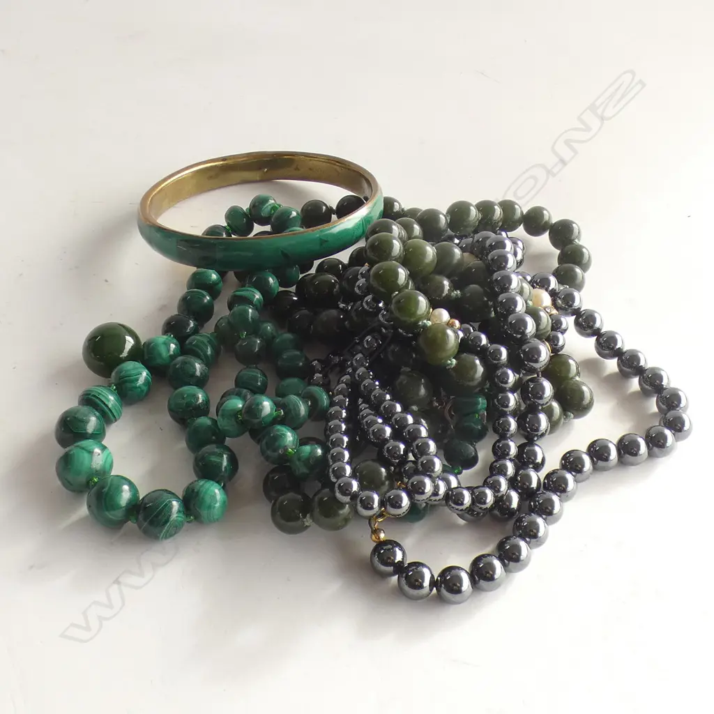 4 BEADED NECKLACES; MALACHITE (+BANGLE), 2x HEMATITE, GREEN GLASS (+PR EARRINGS)  Image 1++