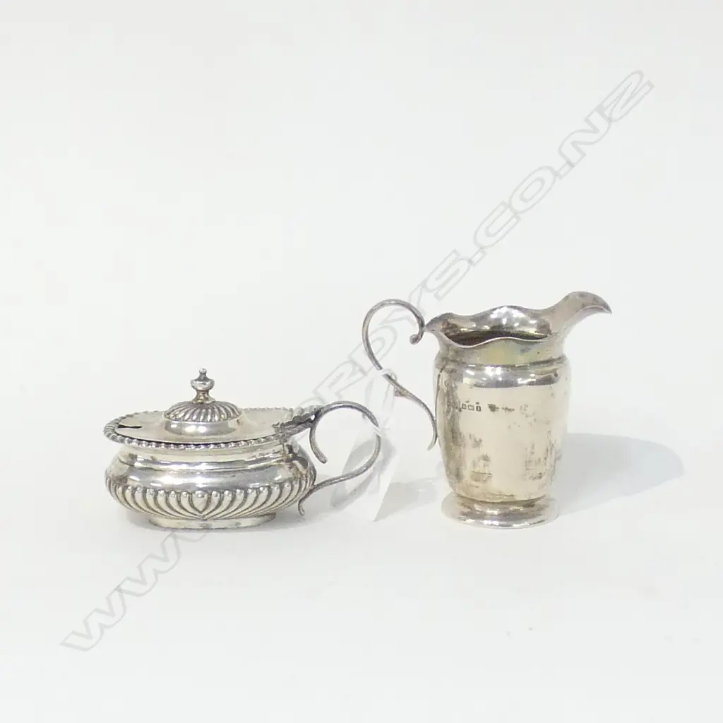 HALLMARKED STG SILVER JUG & CONDIMENT 129 GRAMS Image 1++