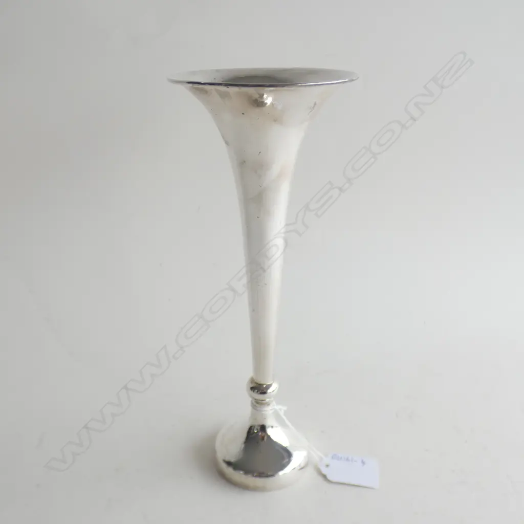 SILVER TRUMPET VASE BIRMINGHAM 1920 Image 1++
