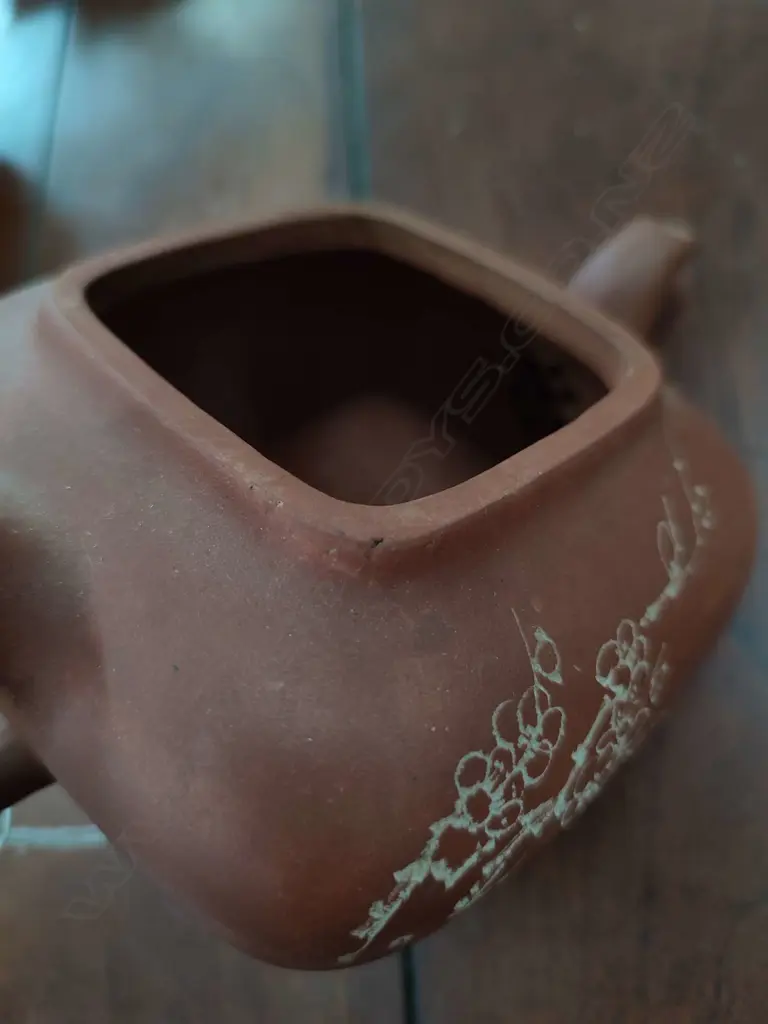 ORIENTAL TERRACOTTA TEAPOT & 4 CUPS  Image 1++
