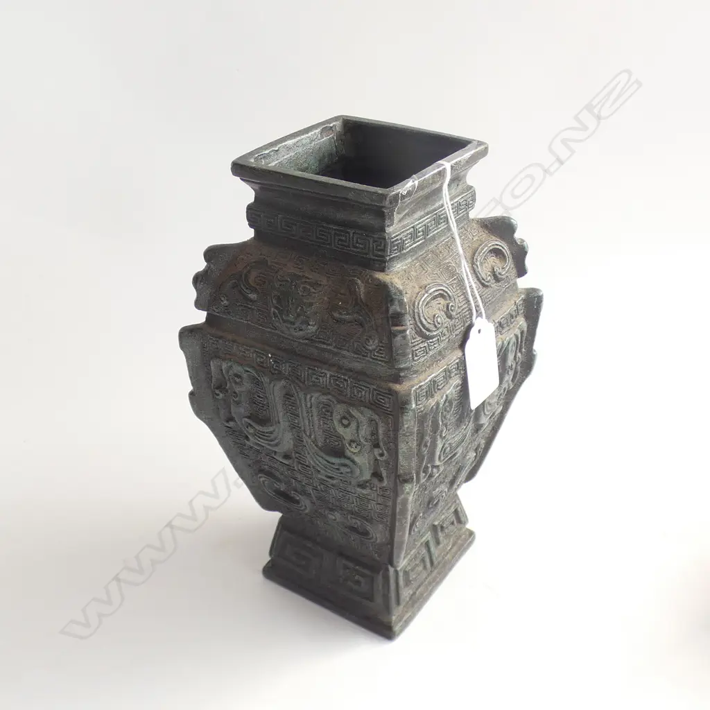 ORIENTAL ARCHAIC STYLE BRONZE VASE H.220mm Image 1++