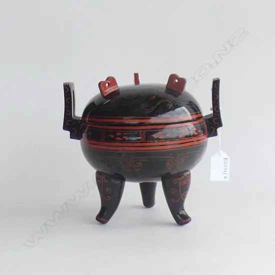 BLACK & RED LACQUER ORIENTAL INCENSE BURNER H.165mm