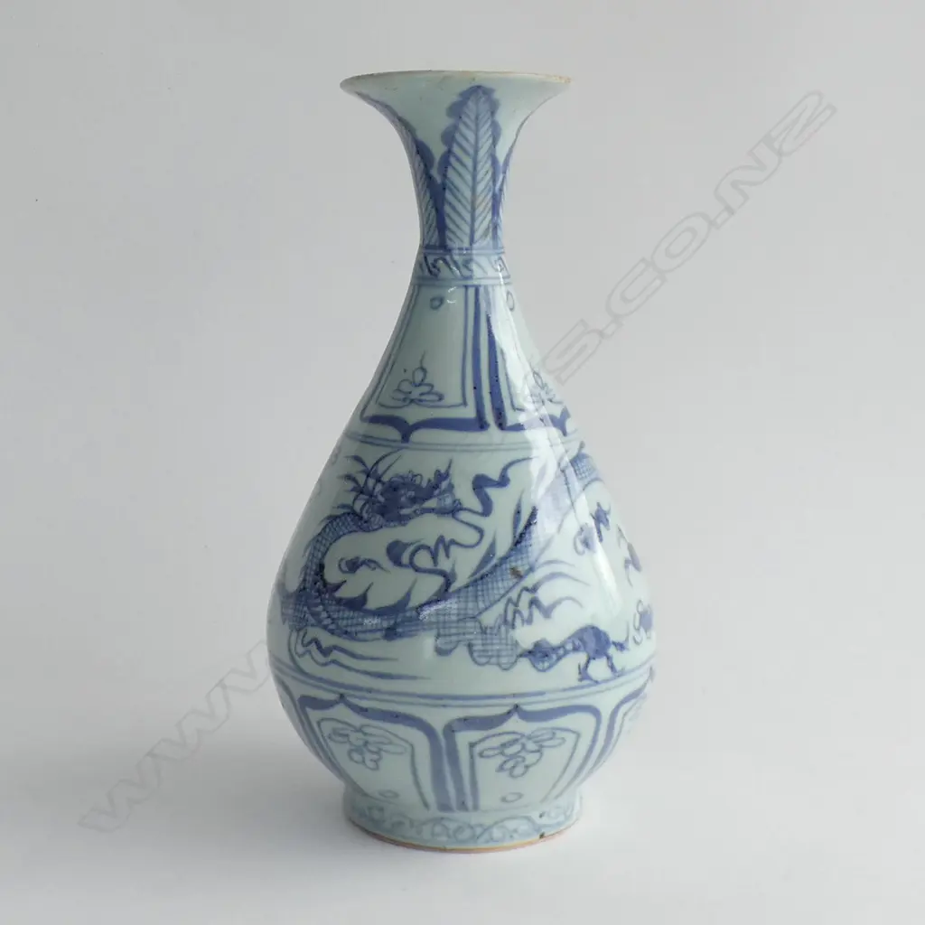 ORIENTAL BLUE & WHITE VASE H 280MM Image 1++