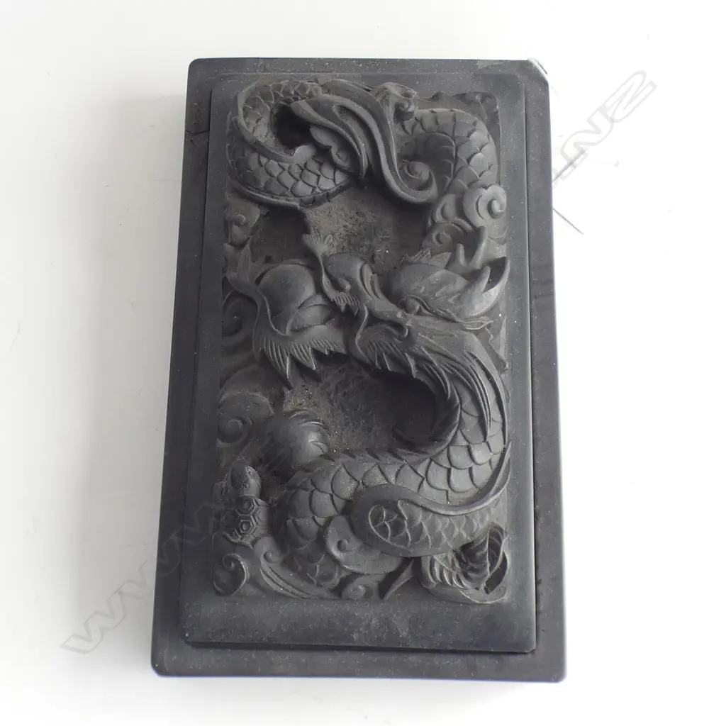 CHINESE LIDDED INK STONE w. DRAGON DESIGN 225x135mm Image 1++