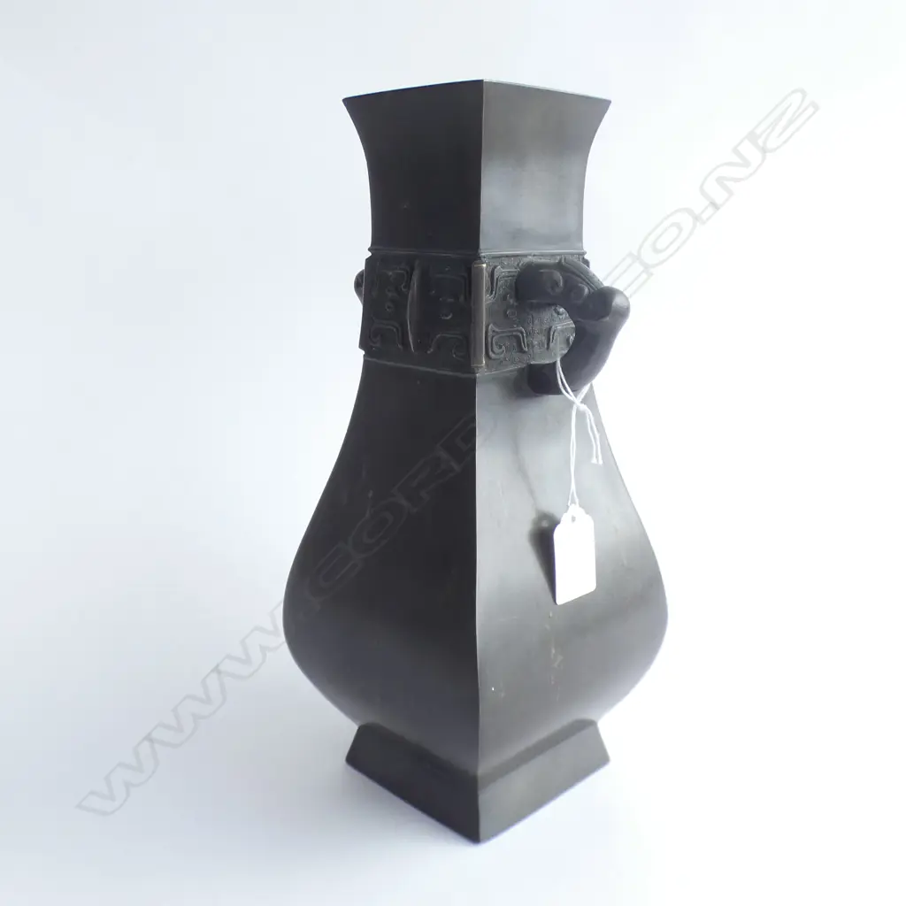 ORIENTAL ARCHAIC STYLE BRONZE VASE H.280mm Image 1++