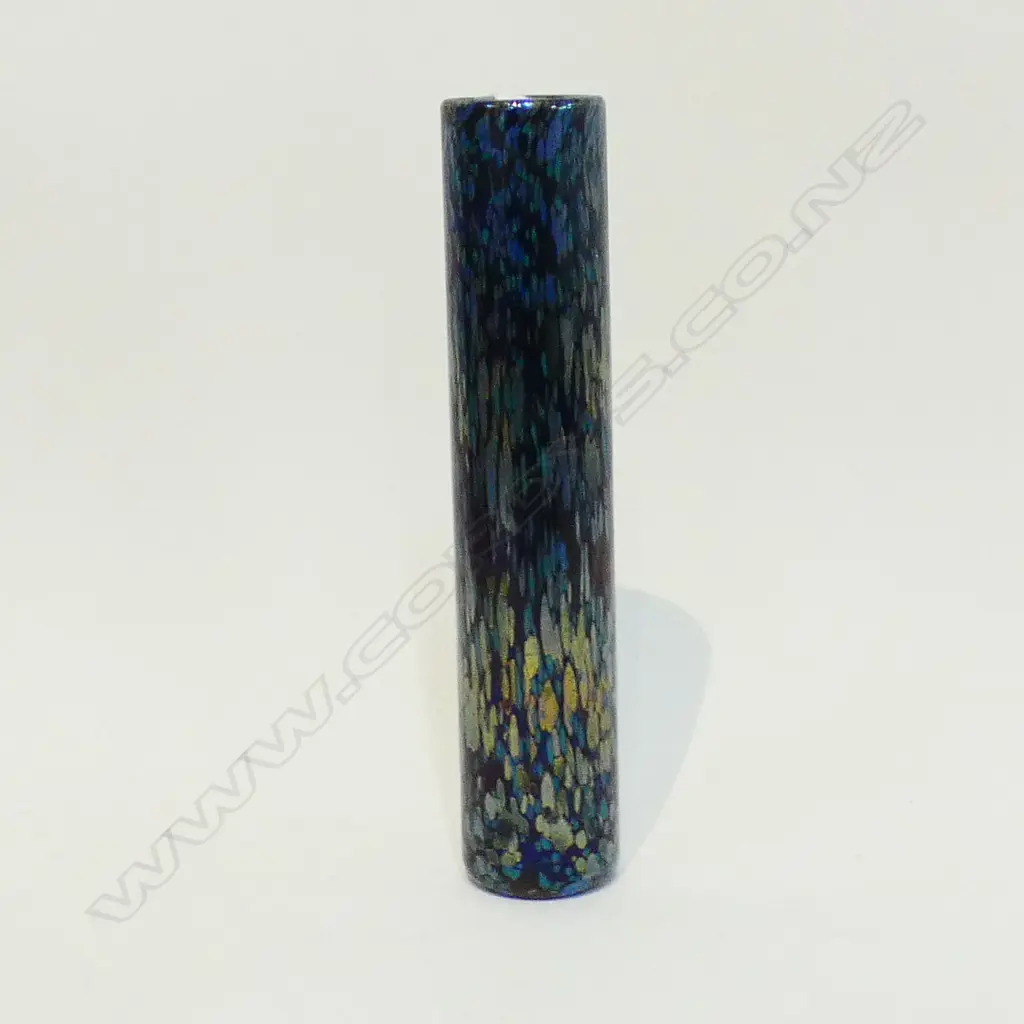 ISLE OF WHITE IRIDESCENT ART GLASS VASE H.245mm Image 1++