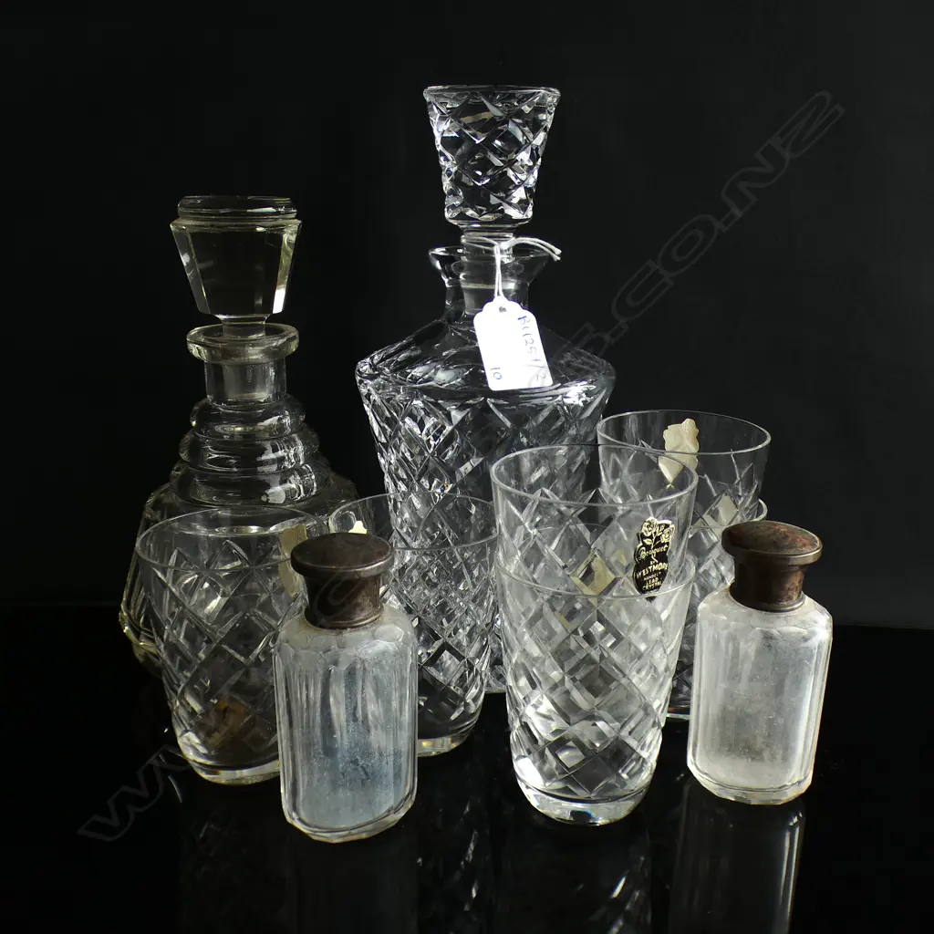 2 CRYSTAL DECANTERS H.230mm + 6 GLASSES & PR STG TOPPED BOTTLES Image 1++