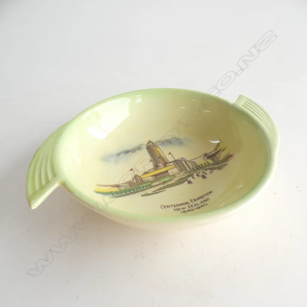 CARLTONWARE NZ CENTENNIAL EXHIBITION PIN DISH D. 130mm Image 1++
