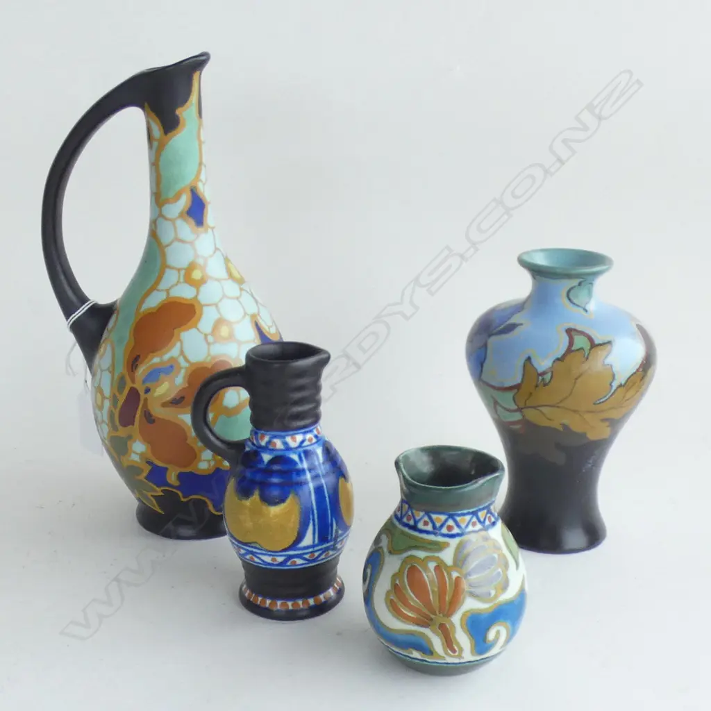 4 GOUDA HAND PAINTED VASES H.230mm Image 1++