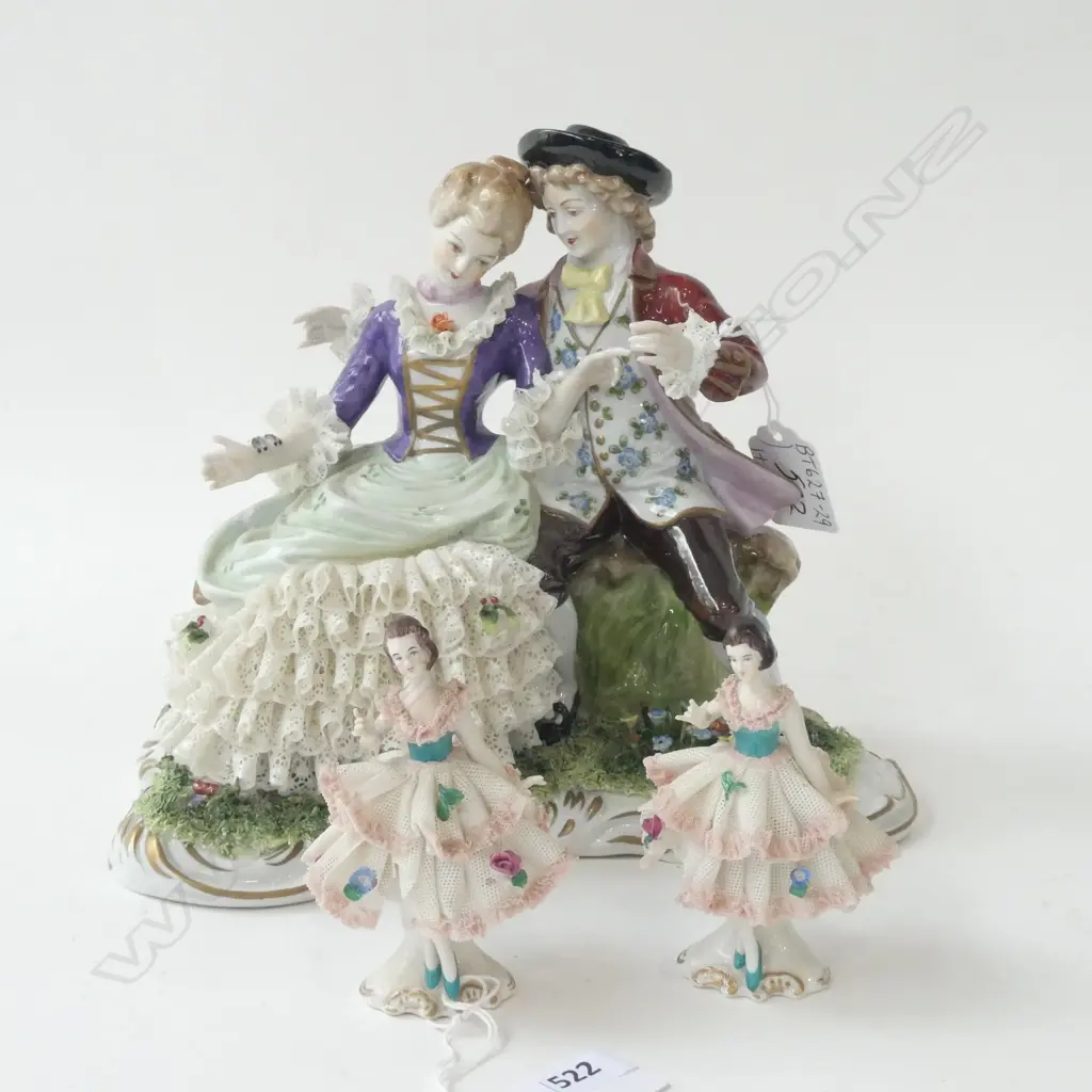 LG DRESDEN PORCELAIN LACE FIGURE (H 200MM) + 2 SMALL FIGURES (H95MM) BOTH SM ARE A/F Image 1++