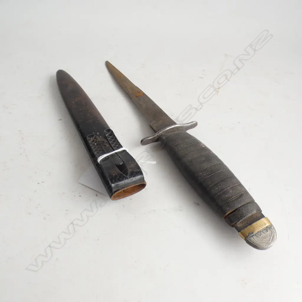 SHEATHED DAGGER WITH COINS DECORATING SHEATH L. 290mm Image 1++