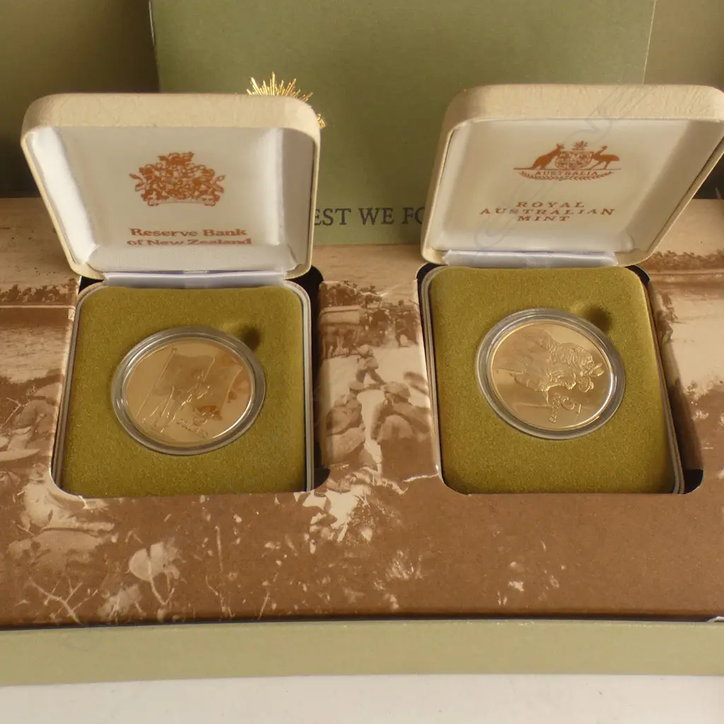 BOXED NZ ANZAC PROOF COIN SET 2X $5 75th Anniv. 1990 Image 1++