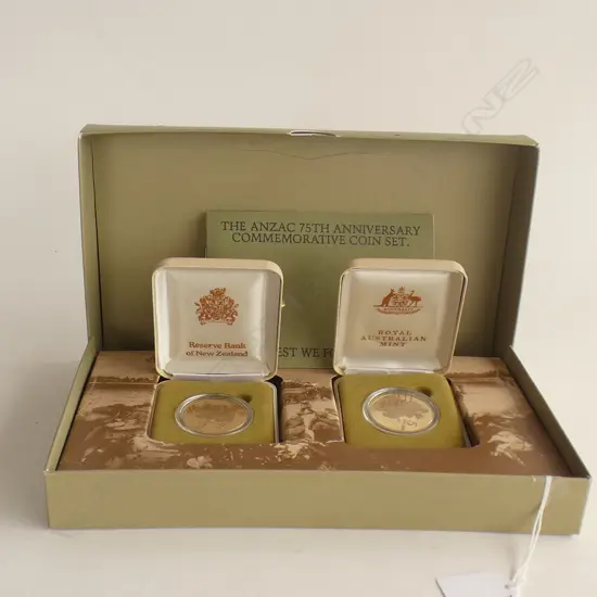 BOXED NZ ANZAC PROOF COIN SET 2X $5 75th Anniv. 1990